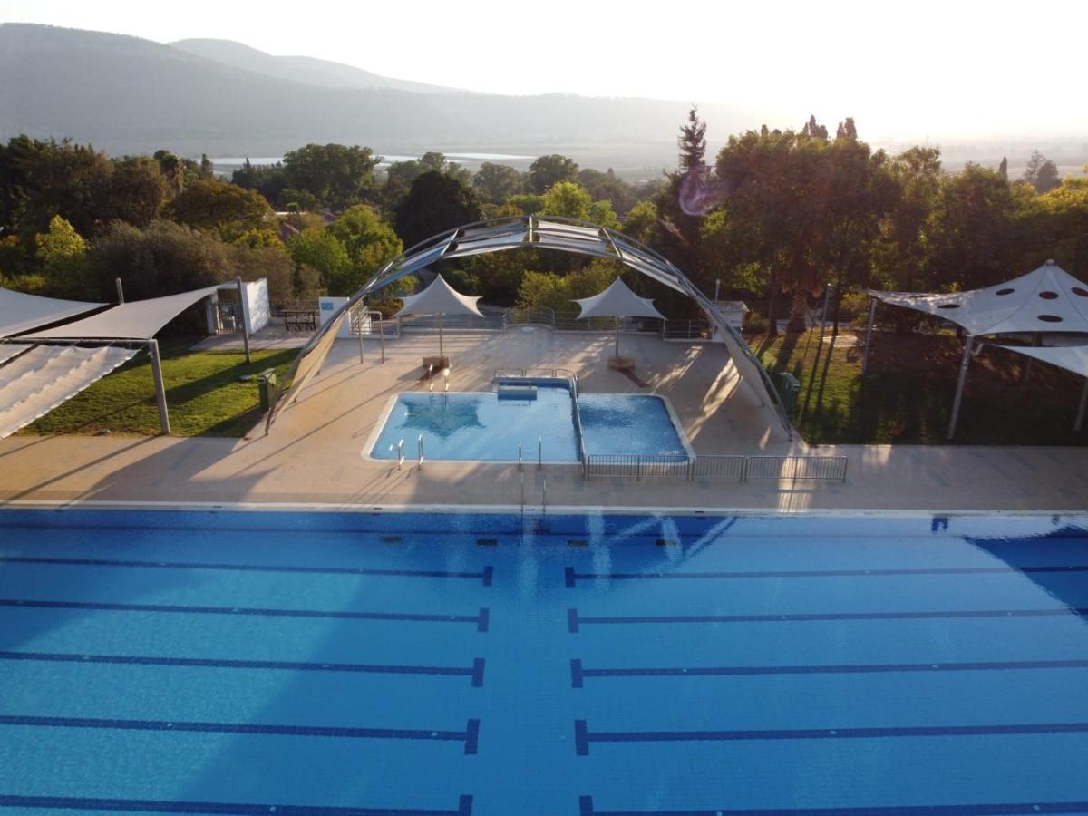 Ein Harod Country Lodge 'En Harod エクステリア 写真