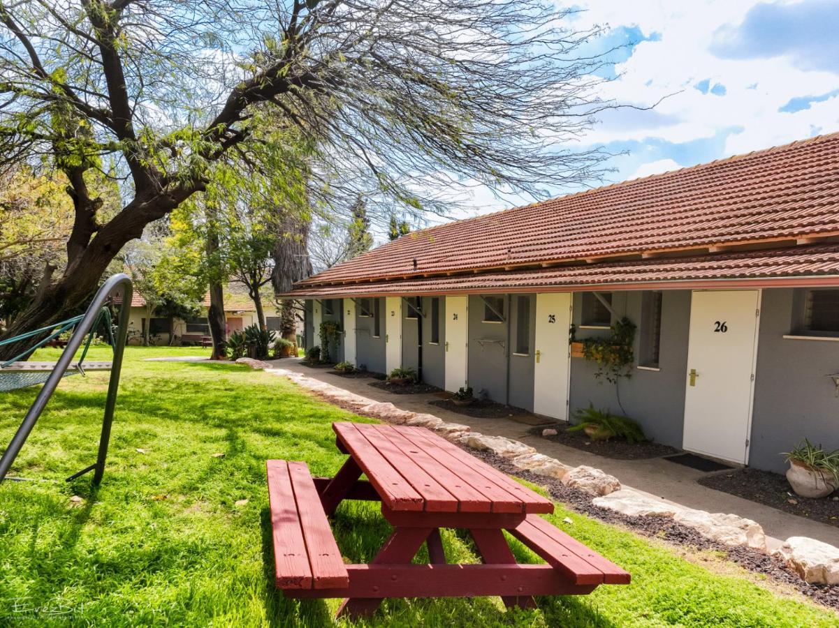 Ein Harod Country Lodge 'En Harod エクステリア 写真