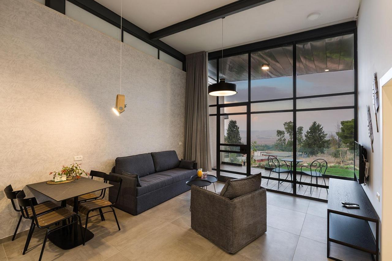 Ein Harod Country Lodge 'En Harod エクステリア 写真